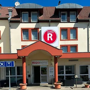 zkontrolujte dostupnost